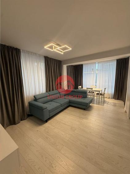 Apartament cu 2 camere decomandat în Central
