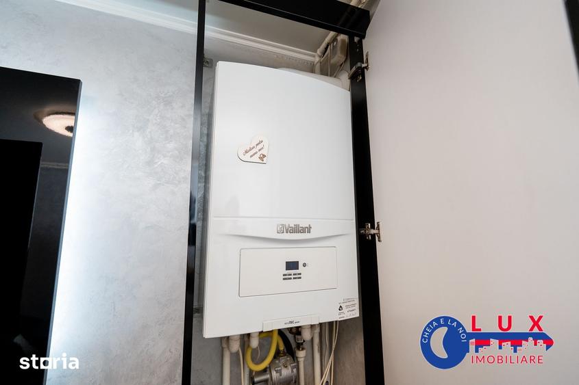 Apartament cu 2 camere decomandat în E3