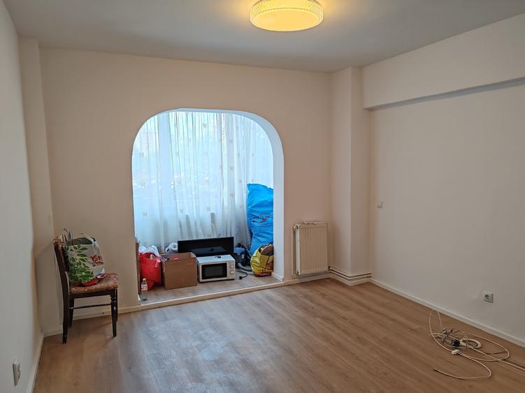 Apartament 2 camere liber la vanzare zona Grivitei - 2