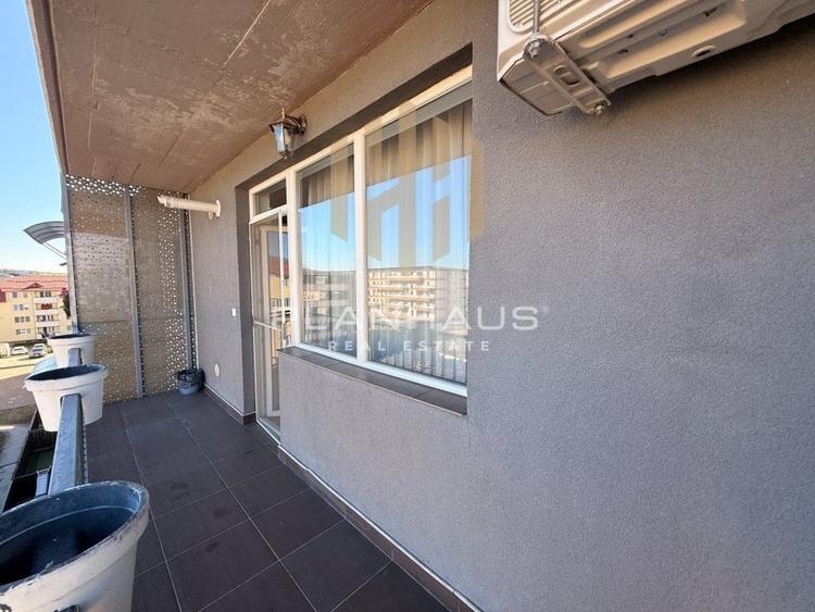 Apartament cu 2 camere decomandat în Hotvon