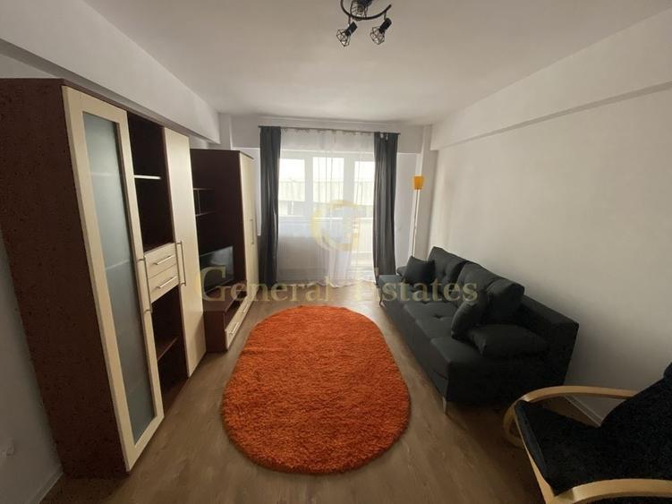 Apartament cu 3 camere decomandat în Centrul Civic