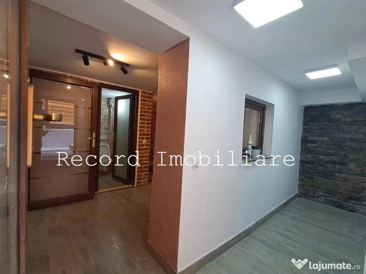 Casă cu 6 camere cu Teren 150 Mp în Gruia