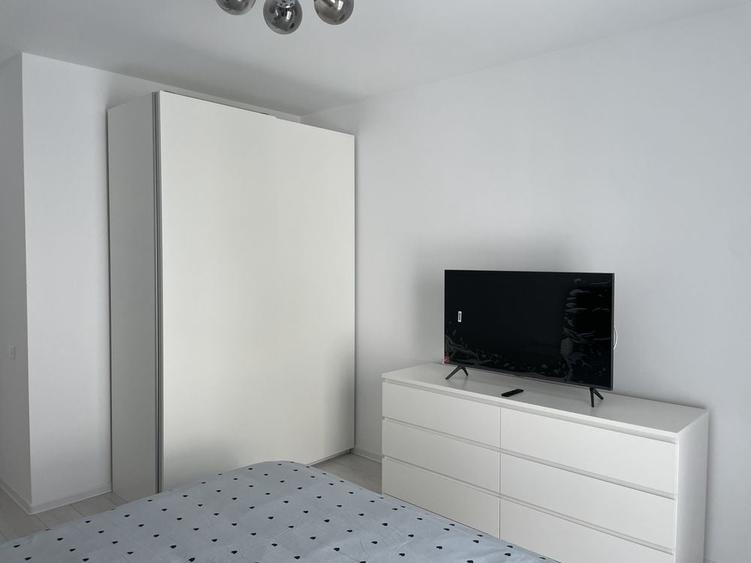 Apartament cu 2 camere decomandat în Titan
