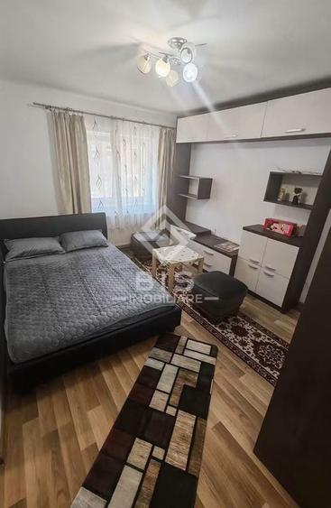 Garsonieră decomandată în Central