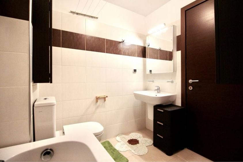 Apartament cu 3 camere decomandat în Pipera