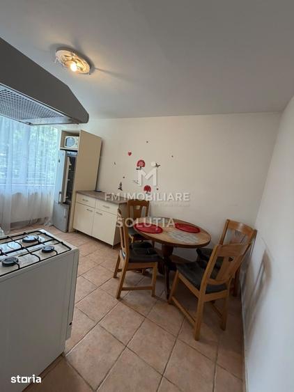 Apartament cu 2 camere decomandat în Republicii