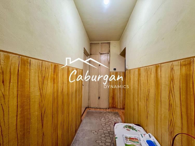 Apartament cu 4 camere decomandat în Turnișor