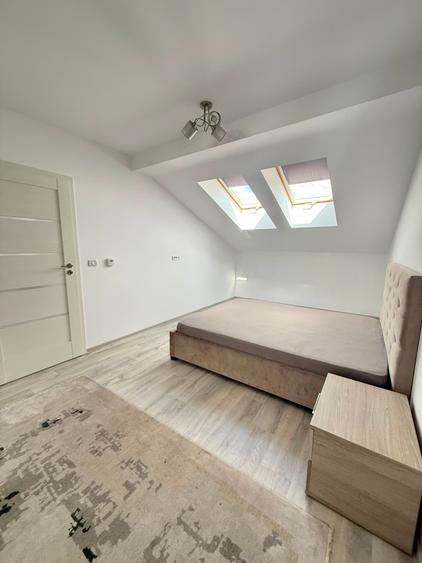 Apartament cu 3 camere decomandat în Giroc