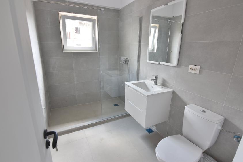 Apartament cu 2 camere decomandat în Bragadiru