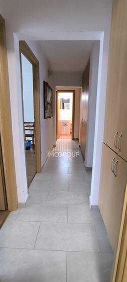 Apartament cu 4 camere decomandat în Plopilor