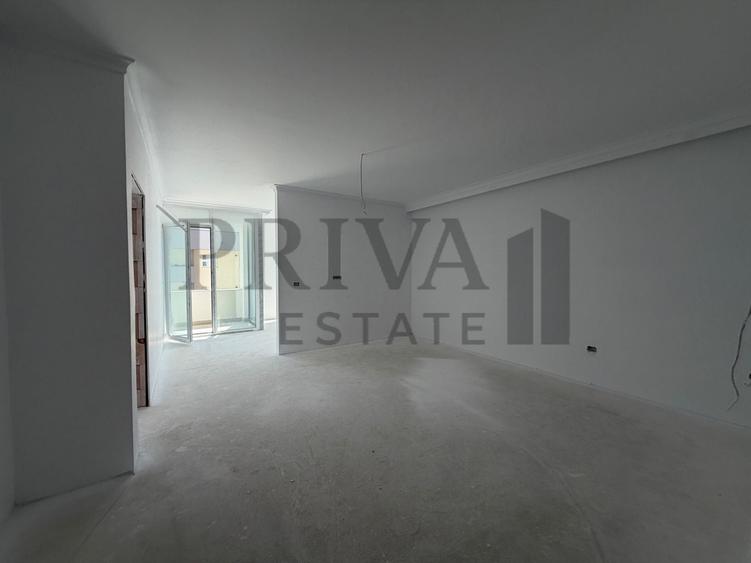 Apartament cu 2 camere decomandat în Aradului