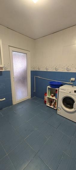 Casă cu 4 camere cu Canalizare în Exterior Vest