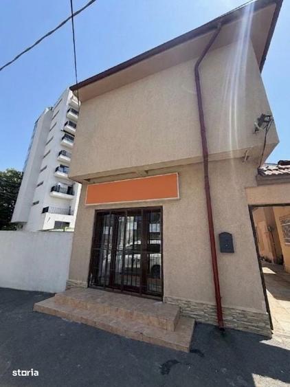 Spațiu comercial, de 110 mp, în Central