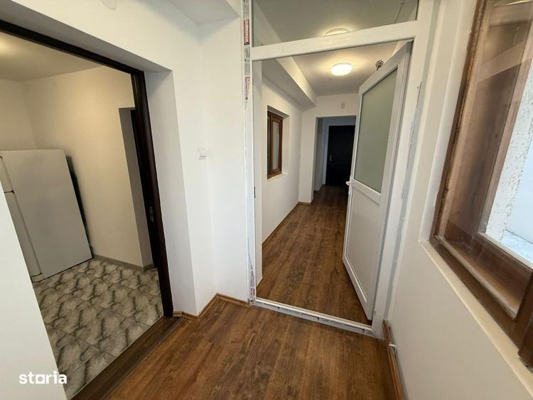 Casă cu 4 camere cu Teren 261 Mp în Rovine