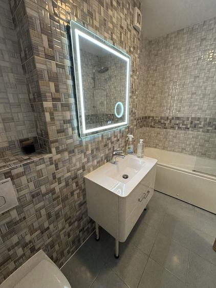 Apartament cu 3 camere decomandat, mobilat în Politehnica