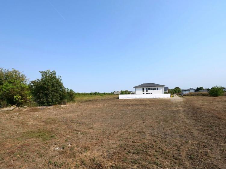 Teren Construcții intravilan de 1791 mp, în Central