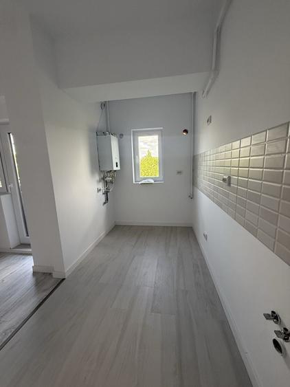 Apartament cu 2 camere decomandat în Tătărași — fotografia 2