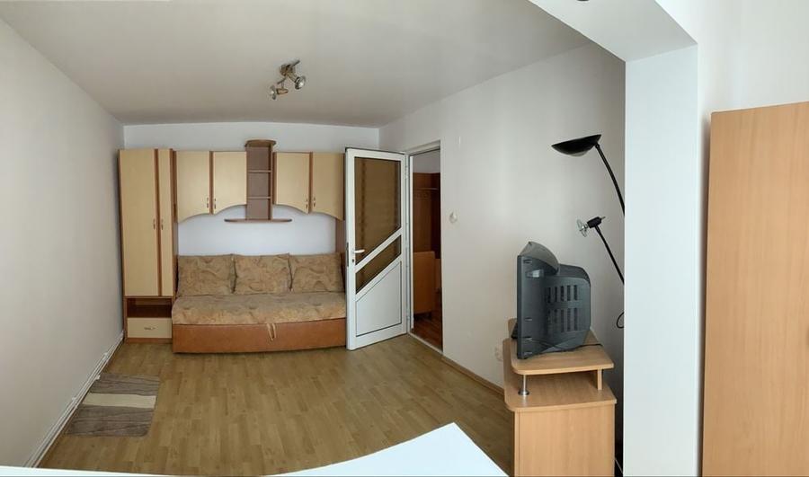 Apartament cu 2 camere decomandat în Cetate