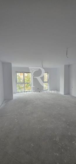 Apartament cu 2 camere decomandat în Iosia