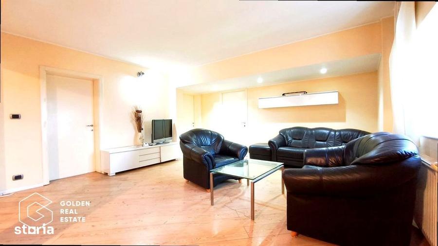 Apartament spatios cu 3 camere, 2 bai, zona Podgoria - 2
