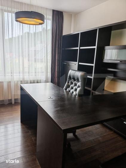 Casă cu 8 camere cu Teren 1000 Mp în Dârste