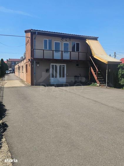Spațiu comercial, de 300 mp, în Central