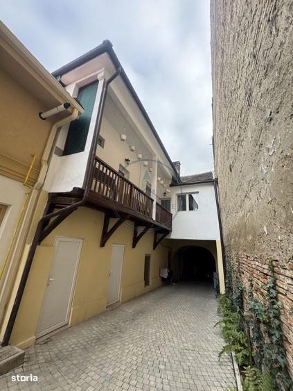 Apartament cu 3 camere în Ultracentral