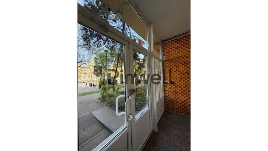 Apartament cu 3 camere, mobilat în Colentina