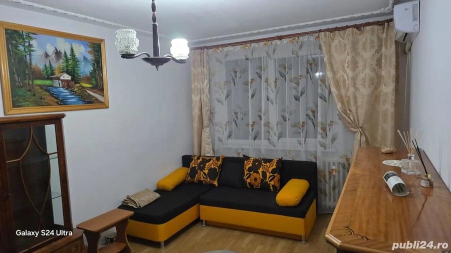 Apartament cu 3 camere semidecomandat, mobilat în Drumul Taberei