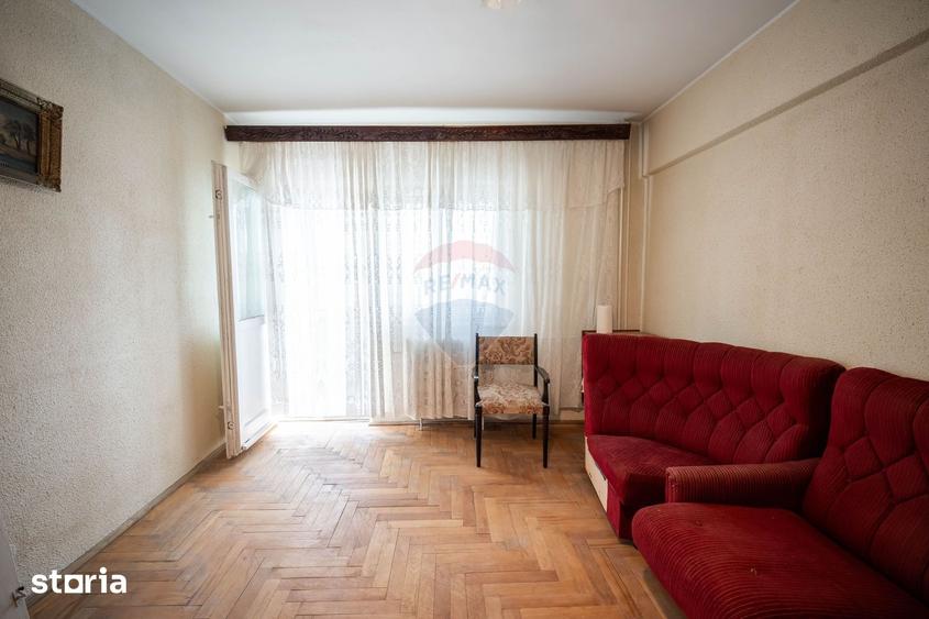 Apartament cu 4 camere în Sud