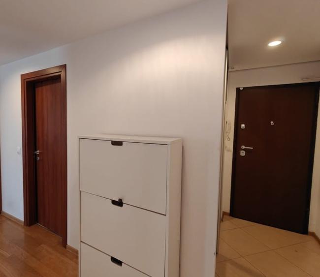 Apartament cu 2 camere semidecomandat, mobilat în Doamna Ghica
