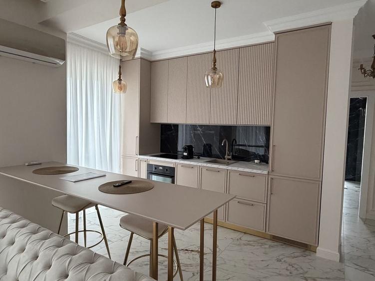 Apartament cu 2 camere decomandat în Central