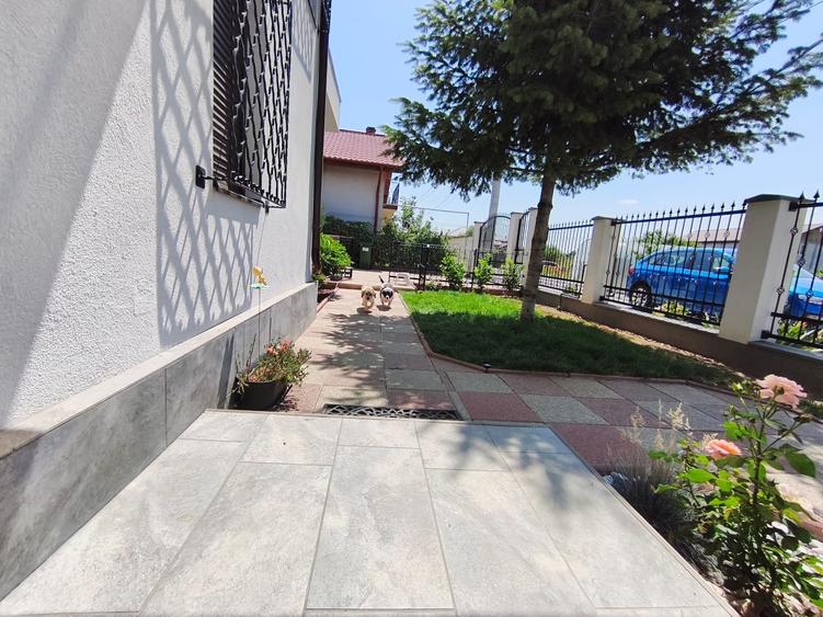 Casă cu 6 camere cu Canalizare în Cornetu