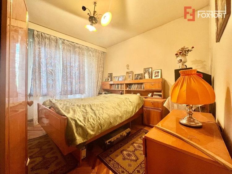 Apartament cu 4 camere semidecomandat, mobilat în Olimpia-Stadion