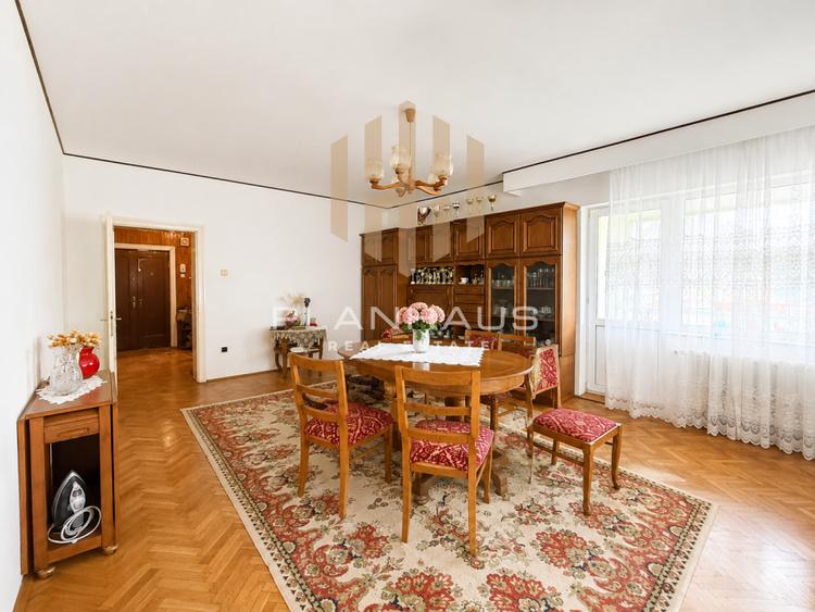 Apartament cu 4 camere decomandat, mobilat în Ultracentral