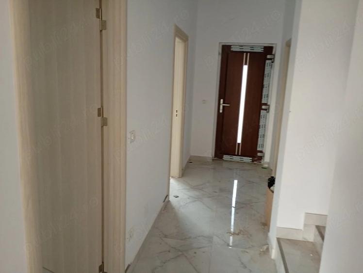 Casă cu 3 camere cu Teren 180 Mp în Crișan