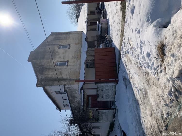 Spațiu comercial, de 300 mp, în Braloștița