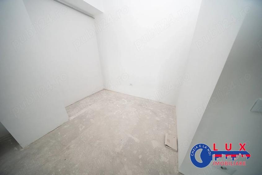 Apartament cu 2 camere decomandat în E3