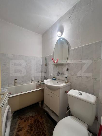 Apartament de vanzare, cu 3 camere, 56,30 mp, balcon,  Turda Micro 1 - 7