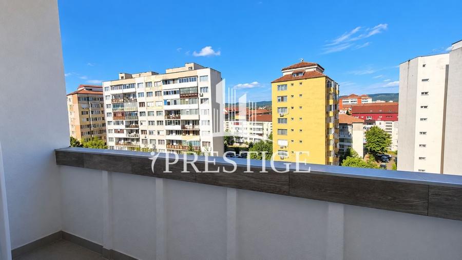 Apartament cu 3 camere decomandat în Mihai Viteazul