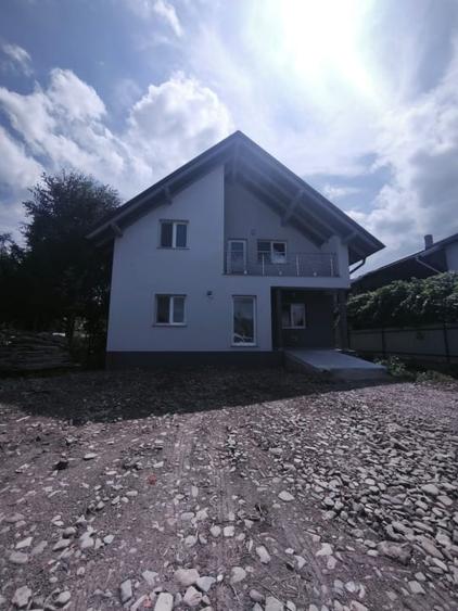 Casa noua individuala 5 camere, 500mp teren, Radauti - 2