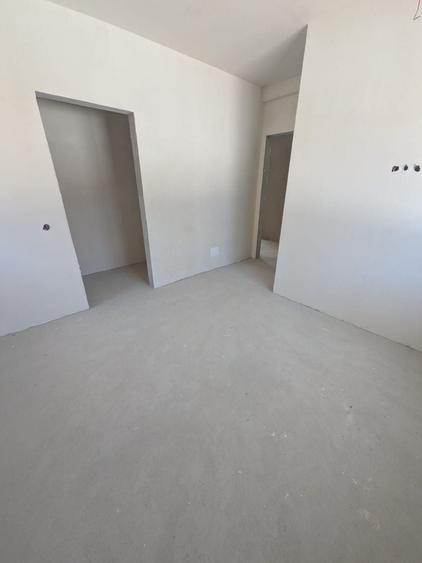 Duplex cu 4 camere cu Canalizare în Florești