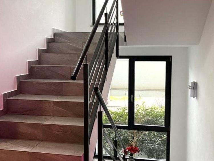 Apartament cu 2 camere decomandat în Dumbrăvița