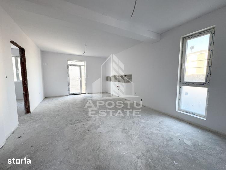 Casă cu 3 camere cu Teren 320 Mp în Ciarda Roșie
