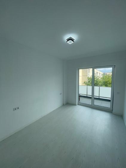 Apartament cu 2 camere decomandat în Depozitelor