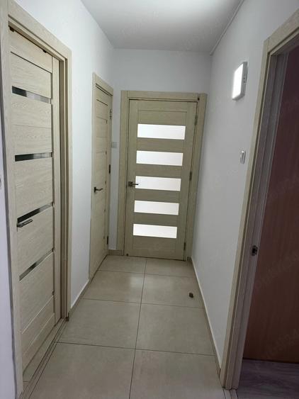 Apartament cu 2 camere decomandat în Vitan