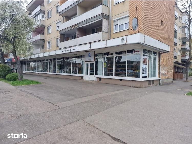 Spațiu comercial, de 235 mp, în Central