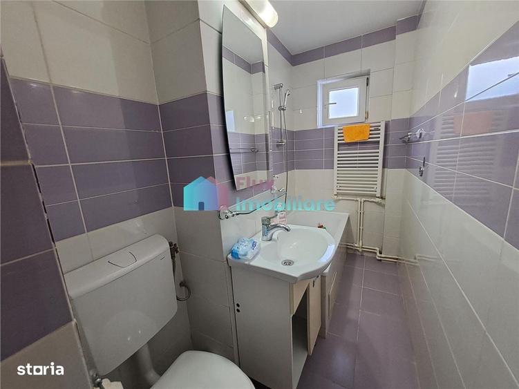 Apartament cu 2 camere nedecomandat în George Enescu