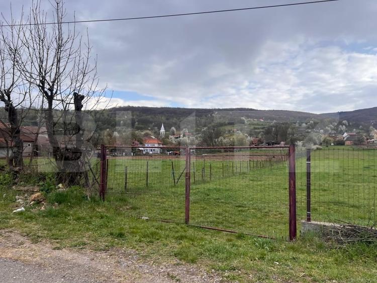 Teren Construcții intravilan de 1200 mp, în Șuncuiuș