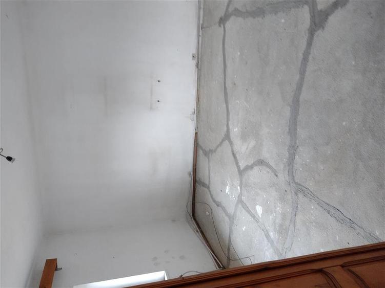 Casă individuală cu 4 camere cu Teren 2810 Mp în Sântandrei